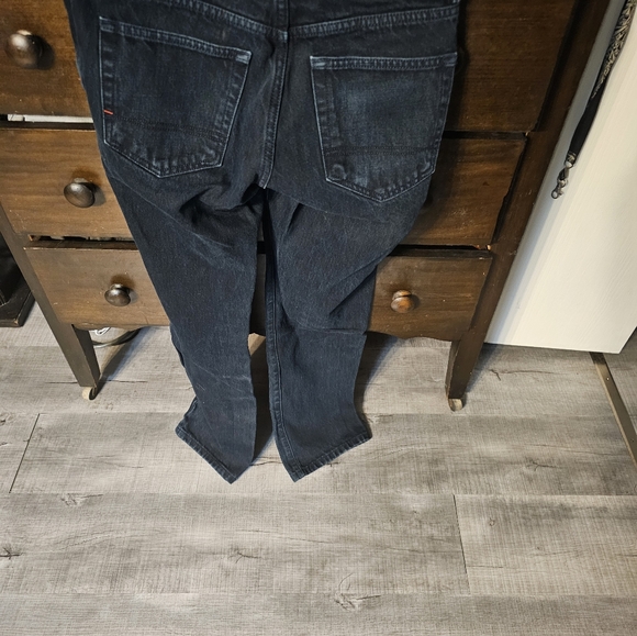 Tommy Hilfiger Mens Jeans stylish comfortable preppy dress pants - Picture 2 of 4